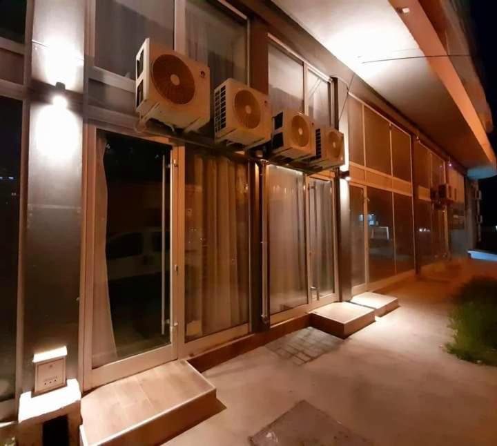Limone Apartmani Nis Exterior photo
